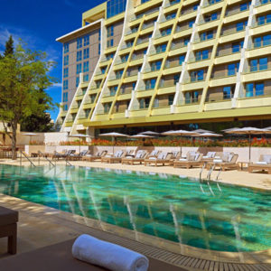 grand-sheraton-tbilisi-Outdoor-Swimming-Pool-1